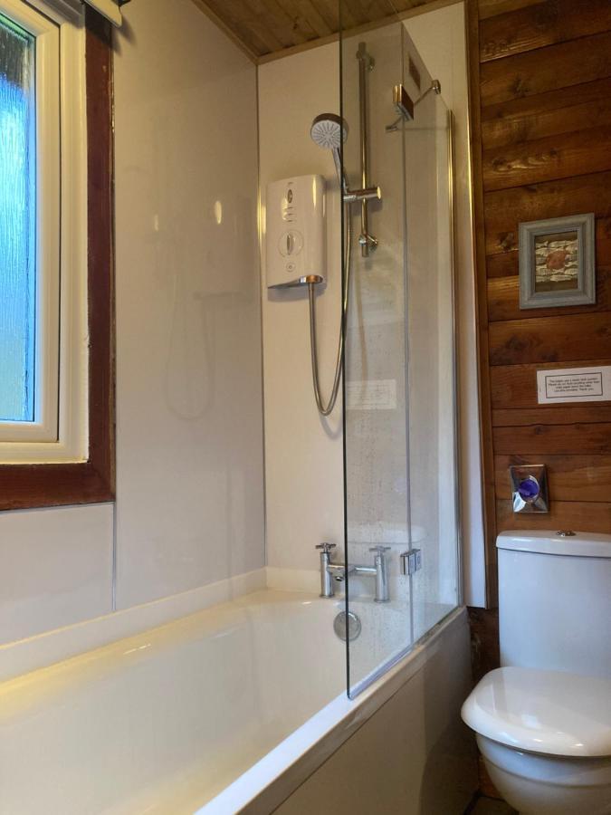 דונון Stravaigin Lodge מראה חיצוני תמונה